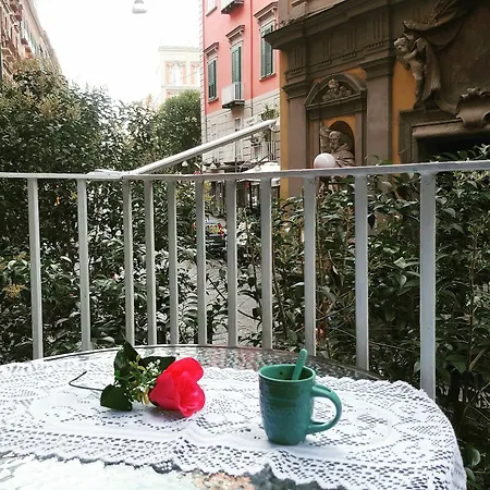 B&bistrot Panzió Nápoly